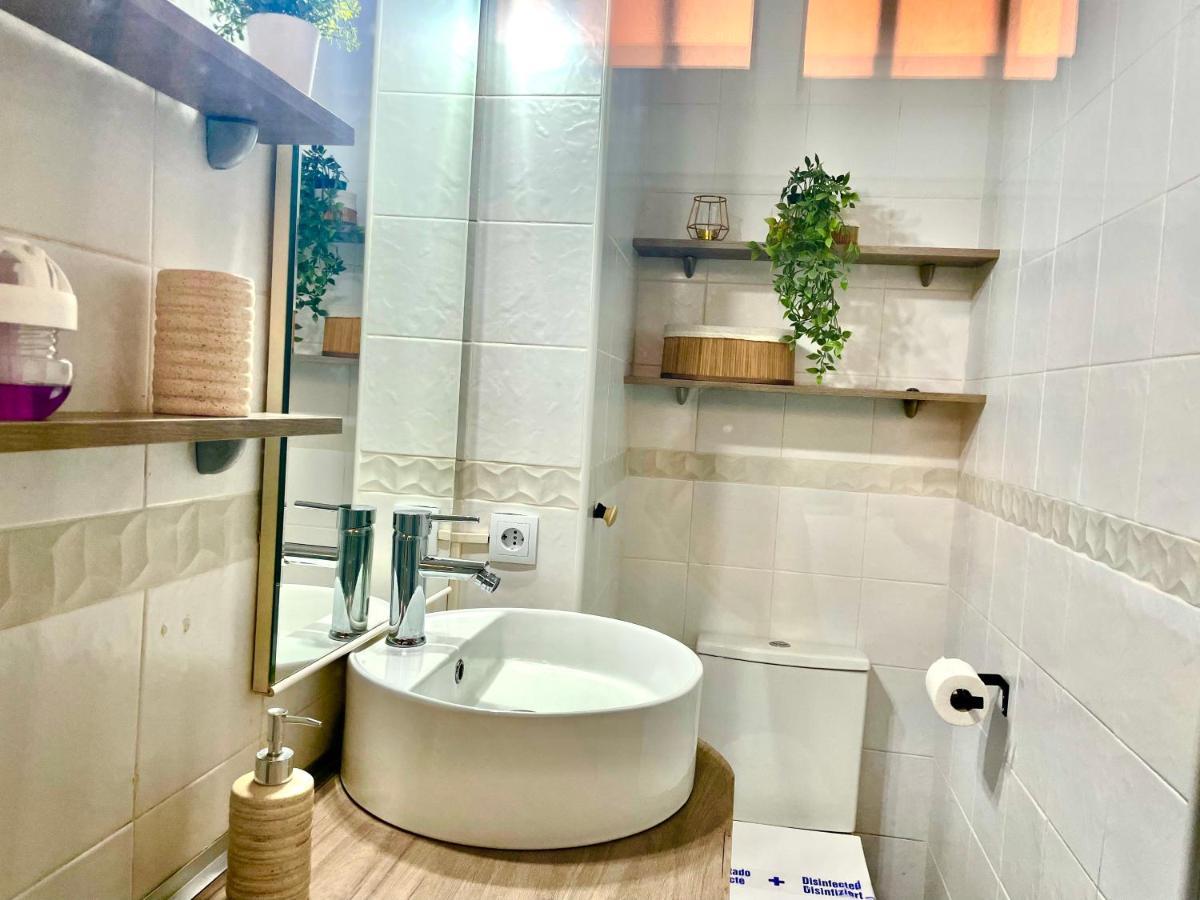 Luxury Suites Sunset Beach เบนัลมาเดนา ภายนอก รูปภาพ