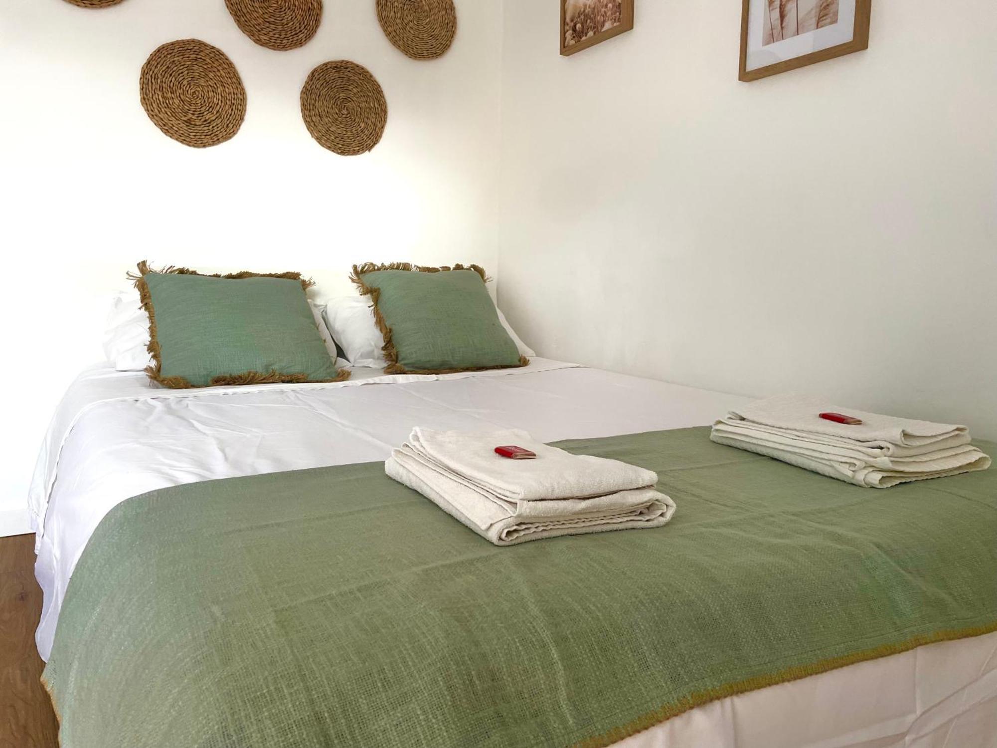 Luxury Suites Sunset Beach เบนัลมาเดนา ภายนอก รูปภาพ