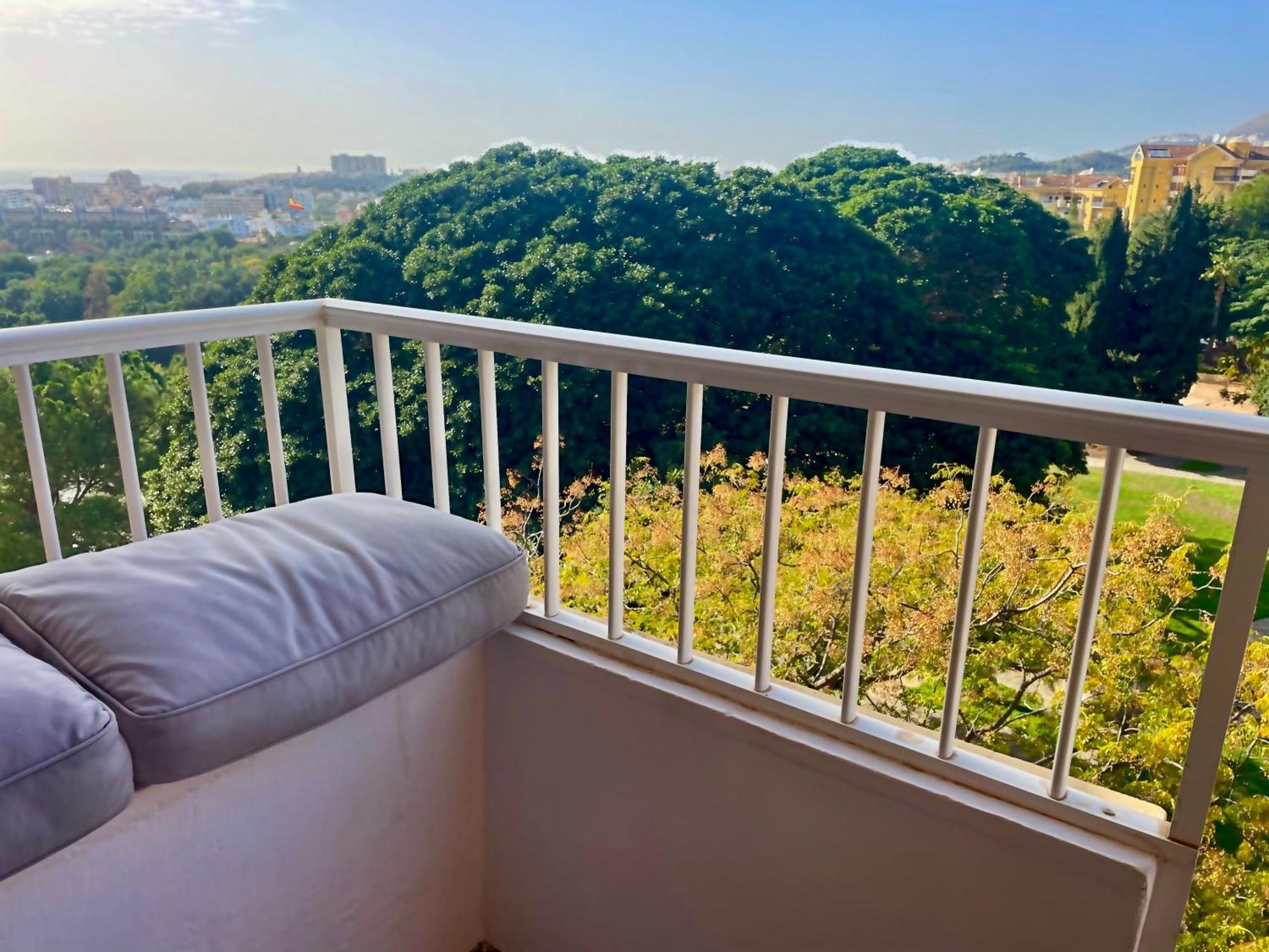 Luxury Suites Sunset Beach เบนัลมาเดนา ภายนอก รูปภาพ